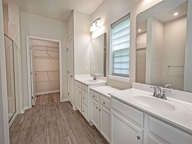 Building Photo - 117 Melinda Ct