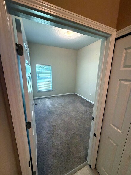 Building Photo - 13780 Herons Landing Way