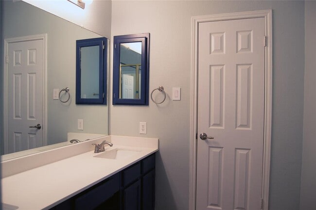 Building Photo - 2501 Autrey Dr