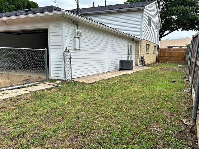 Building Photo - 11323 Lochwood Blvd