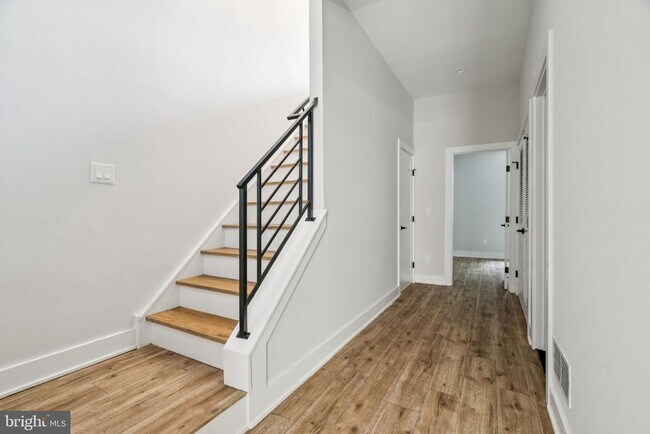 Building Photo - 1437 Parrish St