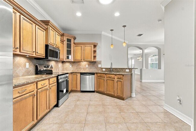 Building Photo - 7526 Deer Path Ln