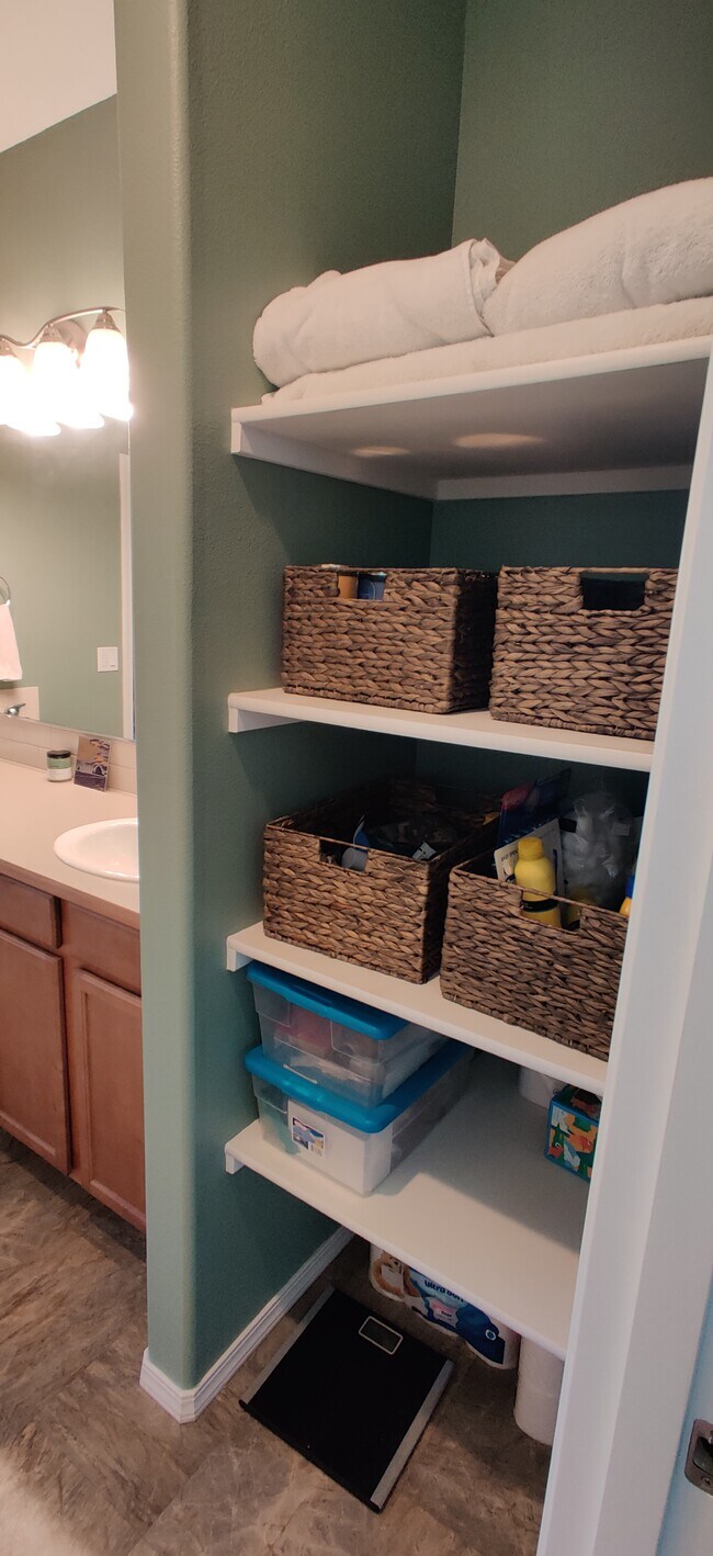 Building Photo - 2539 Jordan St