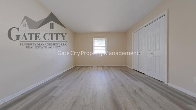 Building Photo - 1610 Brockett Ave