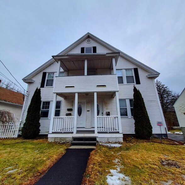 Building Photo - 191 Main St