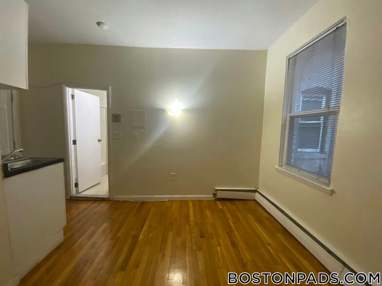 Building Photo - 51 S Huntington Ave