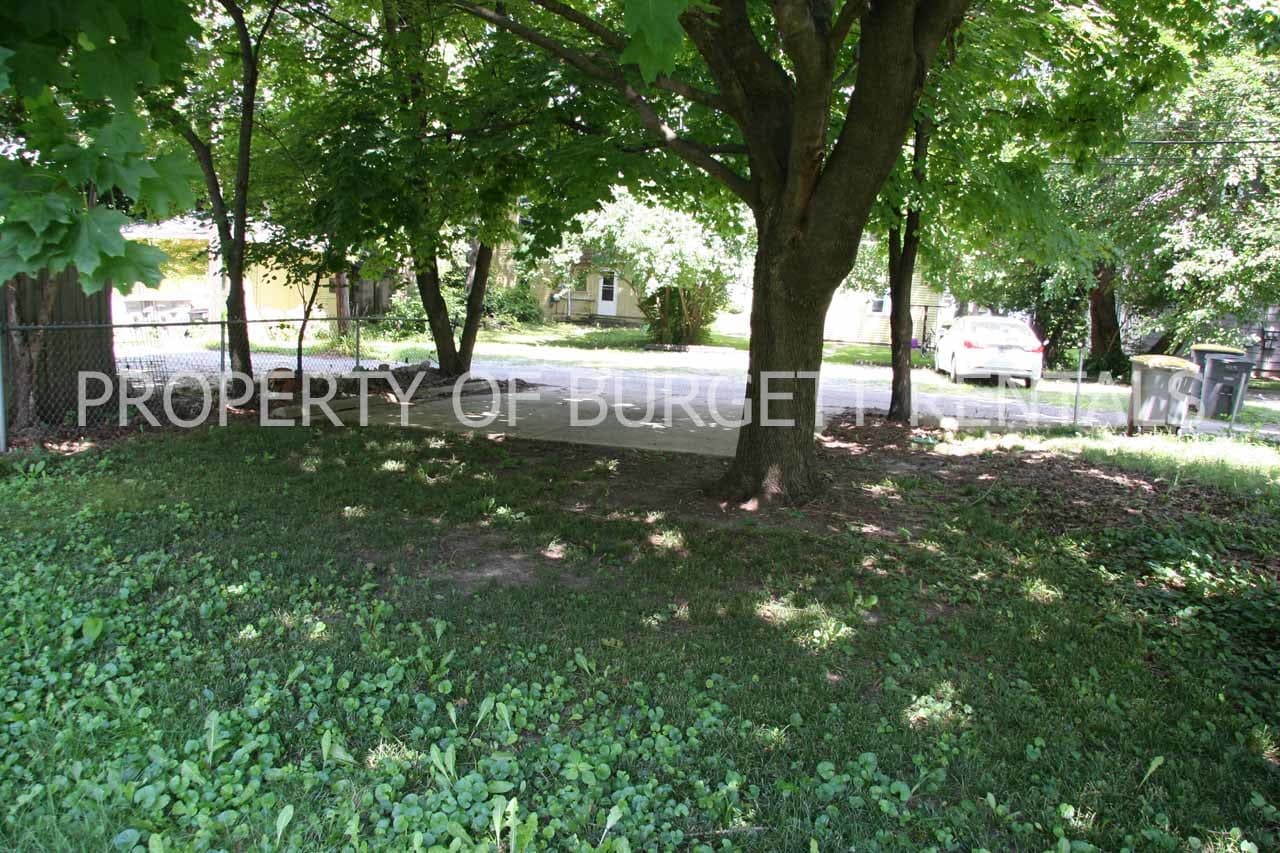 Building Photo - 410 Evergreen St