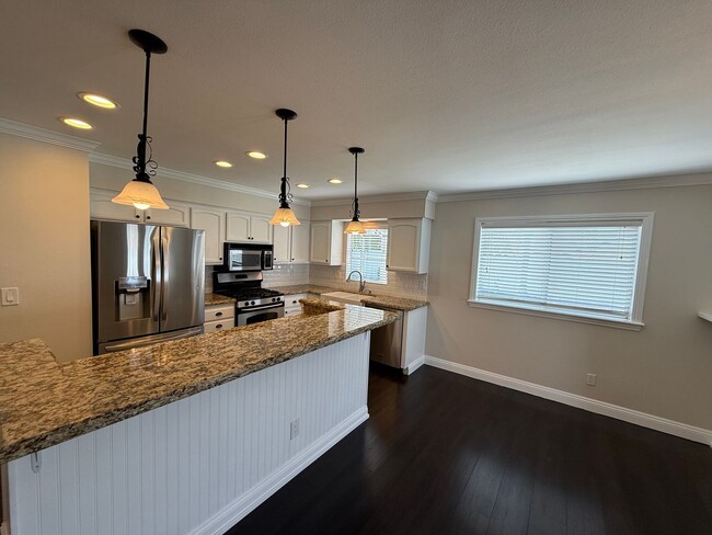 Building Photo - Beautiful home in Oxnard, CA