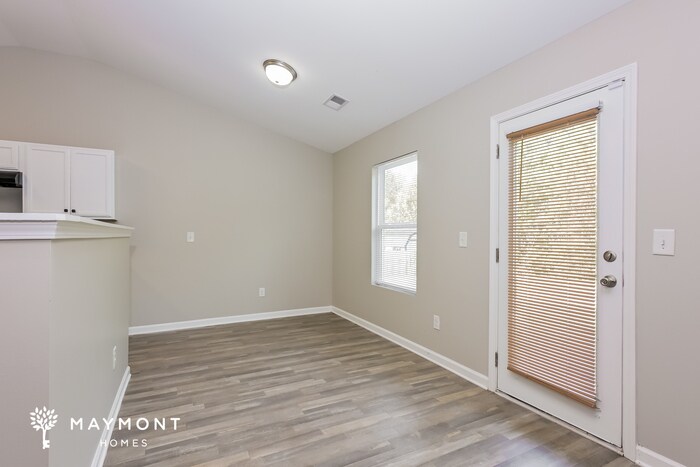 Building Photo - 4057 Liberty Ests Dr