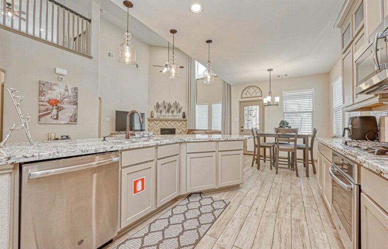 Building Photo - 127 Teralyn Forest Dr