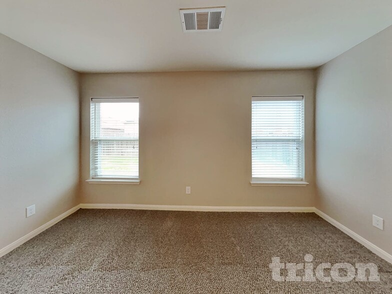 Building Photo - 224 Cottonwood Dr