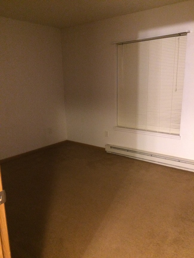 RosePoint 730 E 2nd St Duluth MN 55805 Apartment Finder