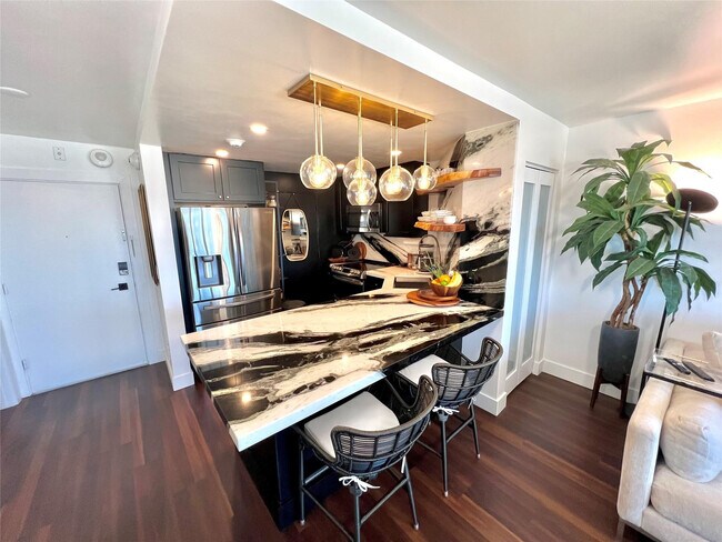 Building Photo - 133 N Pompano Beach Blvd