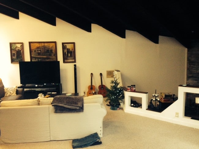 Building Photo - 860 Oakwood Rd