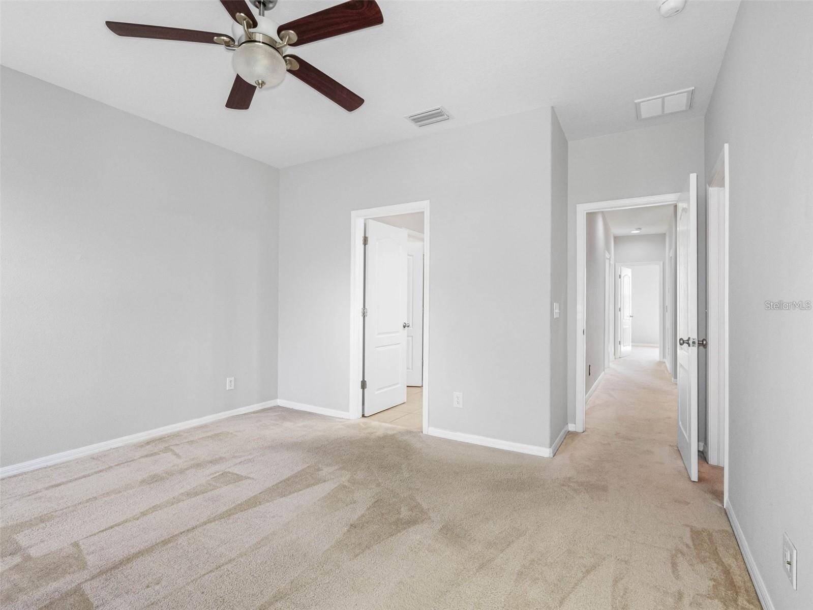 Building Photo - 12820 Belvedere Song Way