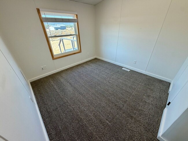 Building Photo - 6770 Silver Fox Ct