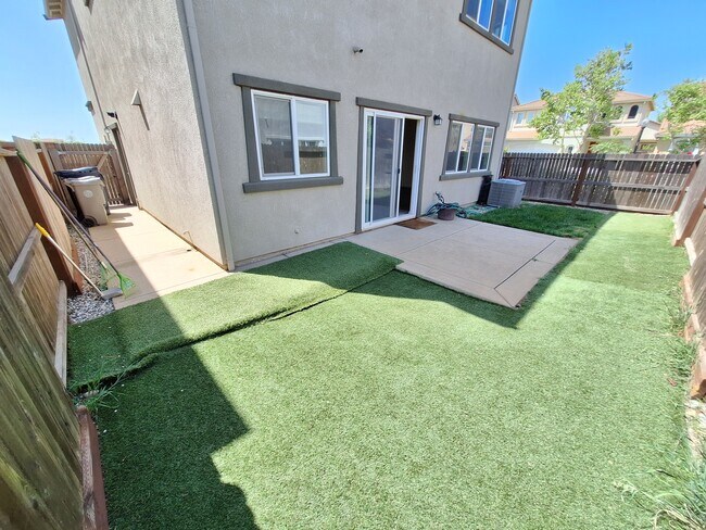 Building Photo - 330 Alboran Sea Cir