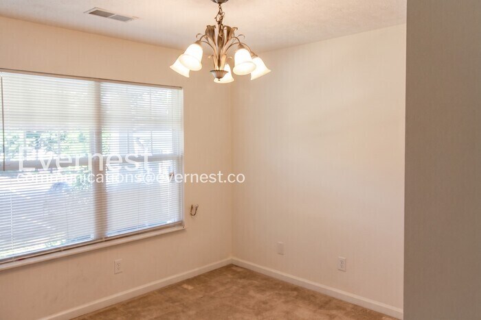Building Photo - 584 Flintlock Ct