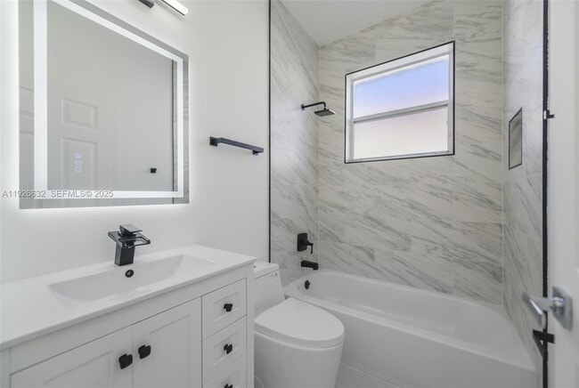 Building Photo - 5290 SW 134th Ave