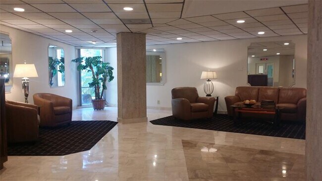 Building Photo - 10777 W Sample Rd