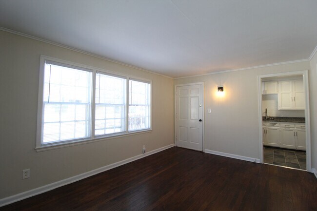 Building Photo - 1 Bedroom 1 Bath Duplex in Navy Hill Area in Olathe