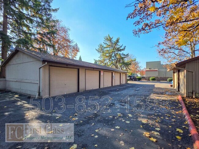 Building Photo - 20125 SW Tualatin Valley Hwy