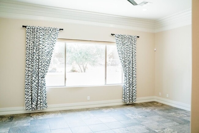 Building Photo - 28806 N 67th Dr