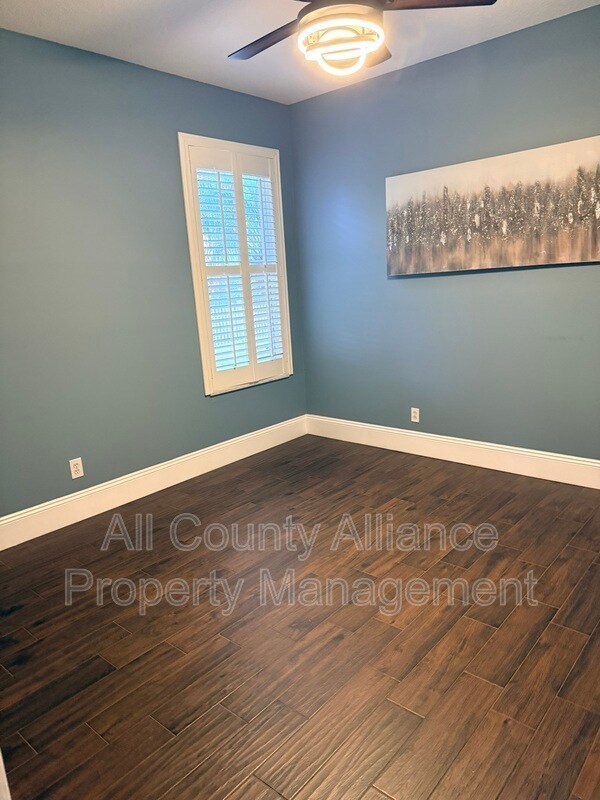 Building Photo - 7532 Blue Spring Dr