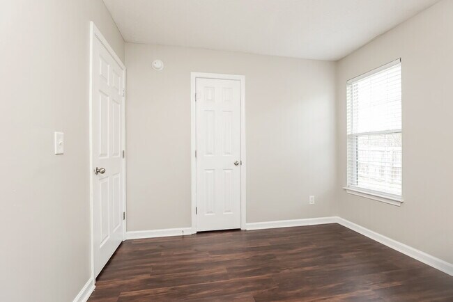 Building Photo - 1115 Sima Shabat Ct