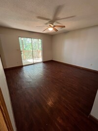 Building Photo - 1080 Mace Rd