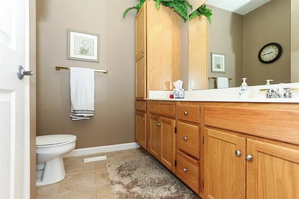 Building Photo - 7545 Mansion Cir