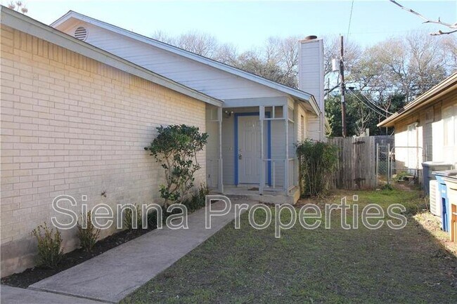 Building Photo - 7208 Lilac Ln