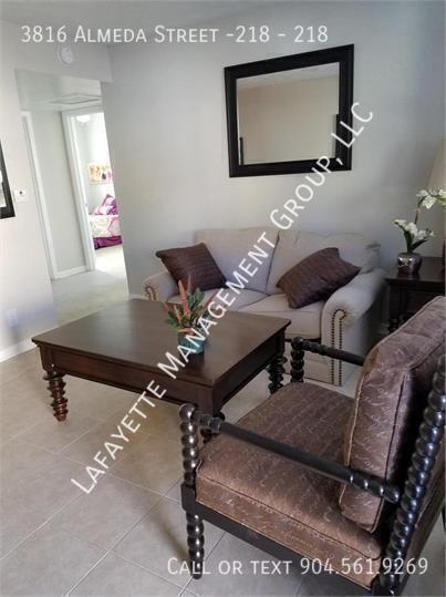 Building Photo - 3816 Almeda St