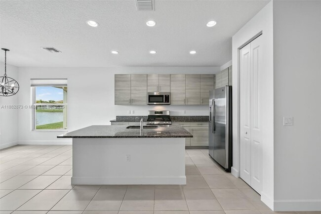 Building Photo - 11396 SW Willow Ln