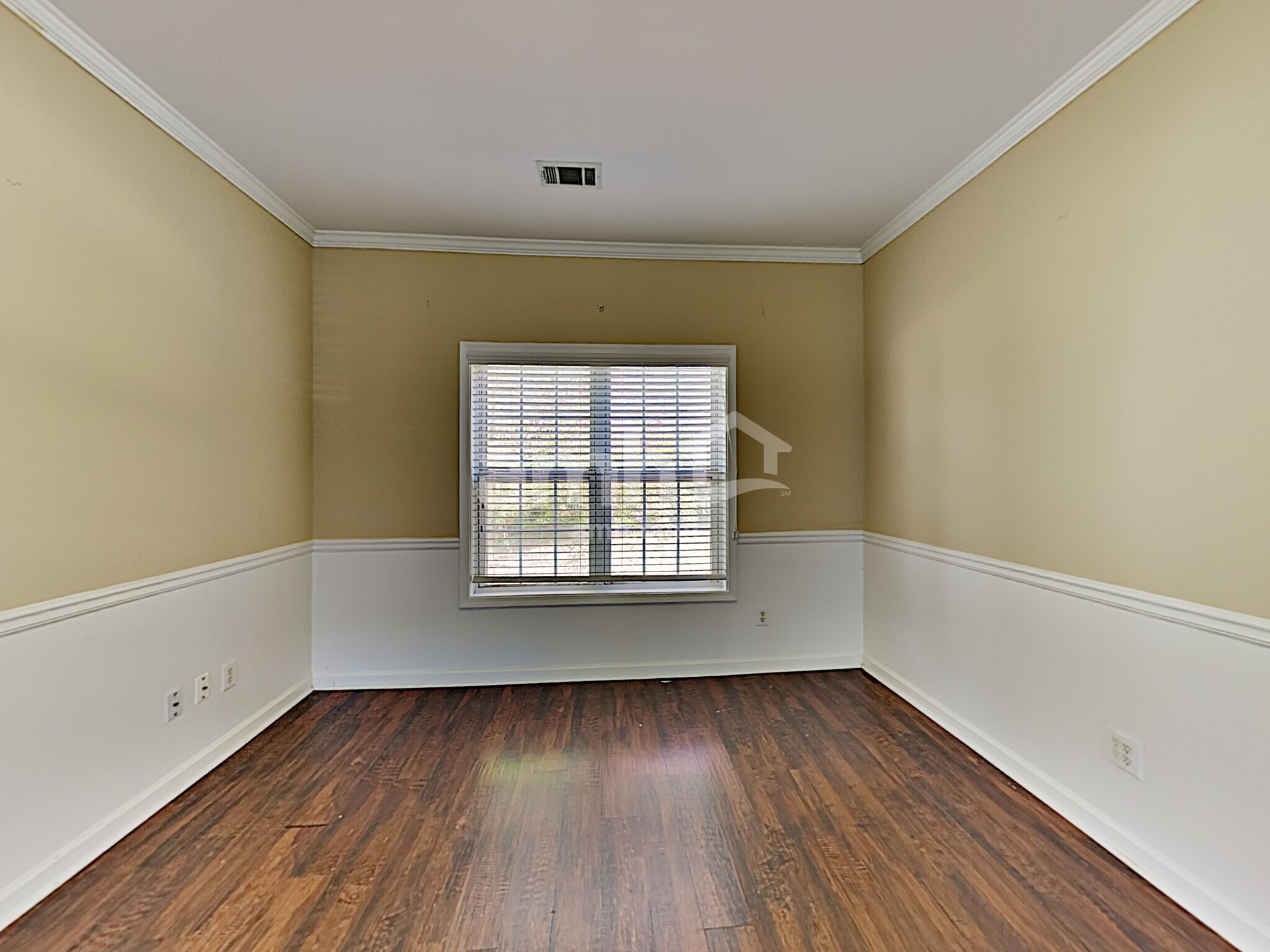 Building Photo - 1852 Clear Springs Ln