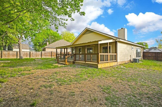 Building Photo - 772 Vista Pkwy