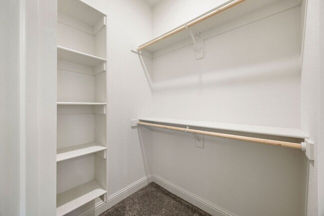 Building Photo - 2237 Aspen