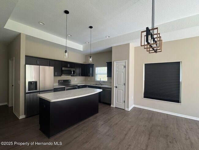 Building Photo - 6270 W Oak Park Blvd