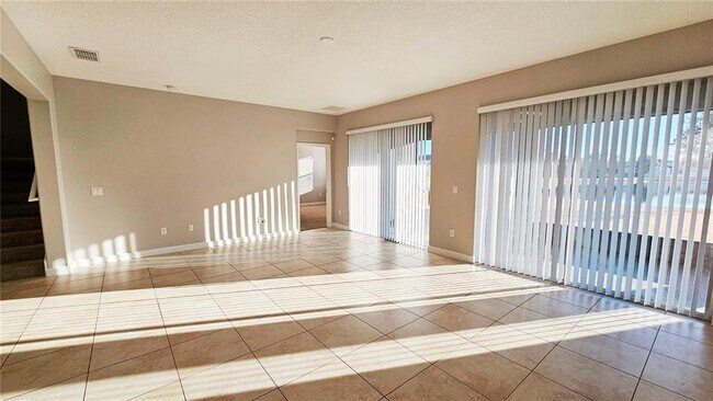 Building Photo - 5612 Water Pier Ln