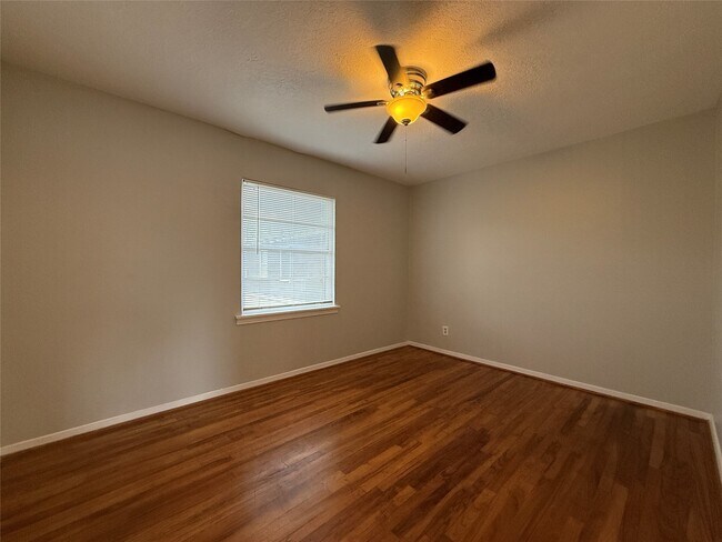 Building Photo - 1314 Heights Blvd