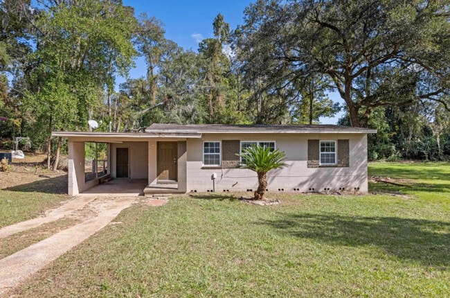 Primary Photo - 2419 Dozier Dr