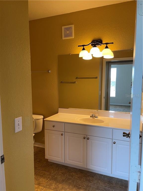 Building Photo - 8006 Hemingway Cir