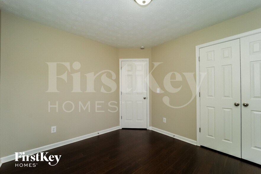 Building Photo - 126 Calico Loop