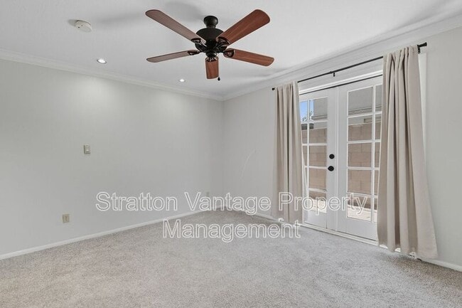 Building Photo - 4114 E Calle Redonda