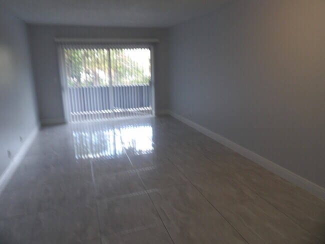 Building Photo - 201 Bonnie Blvd