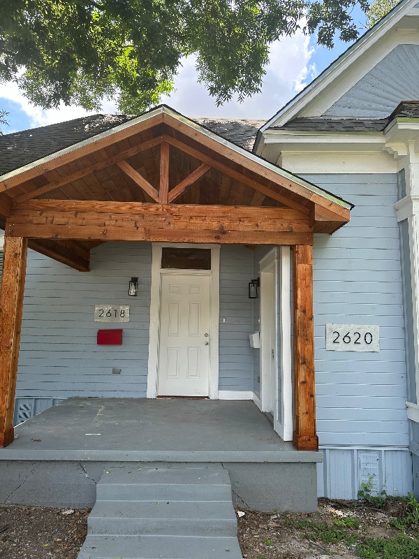 Building Photo - 2620 Colonial Ave