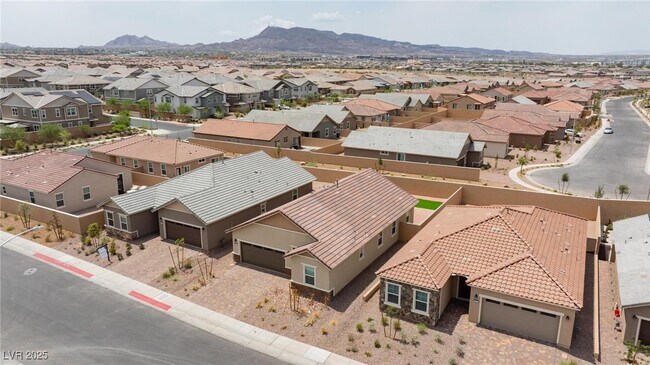 Building Photo - 819 Cottonwood Hl Pl
