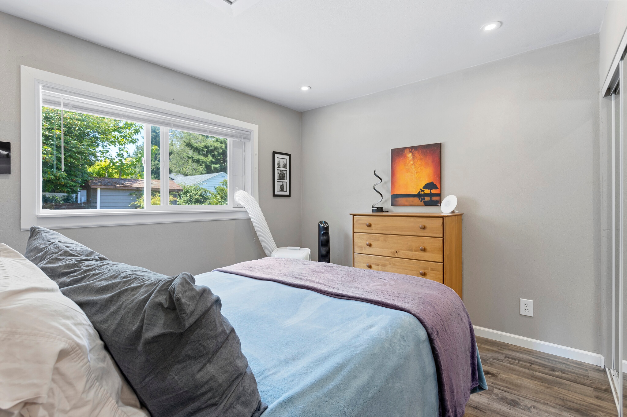 Bed 1 - 14721 32nd Ave NE
