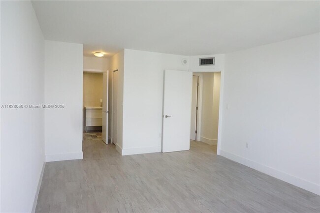 Building Photo - 2851 NE 183rd St