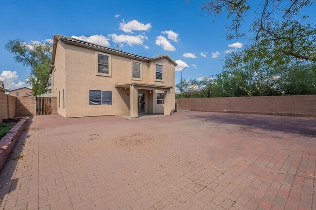 Building Photo - Solar Home with Nice Floorplan in a Great Location! Norterra Dynamite Ranch